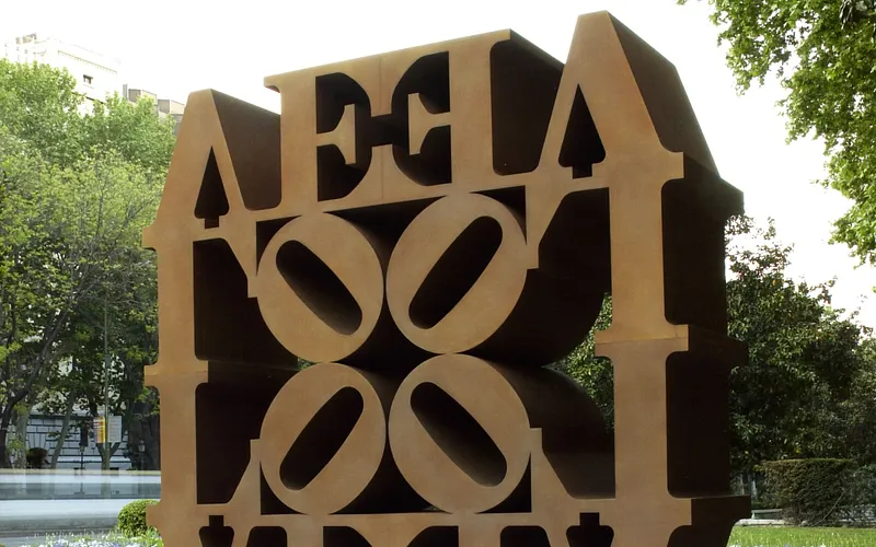 Robert Indiana – LOVE Wall