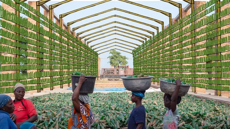 Ibrahim Mahama: Le Temps des récoltes (The Time of Harvest)